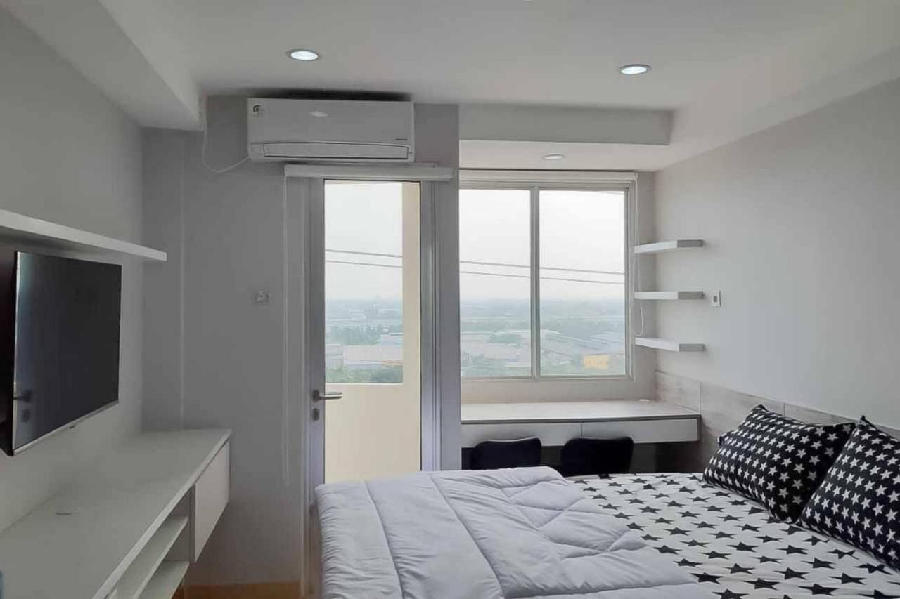 Apartment Riverview Residence Jababeka Redpartner チカラン エクステリア 写真