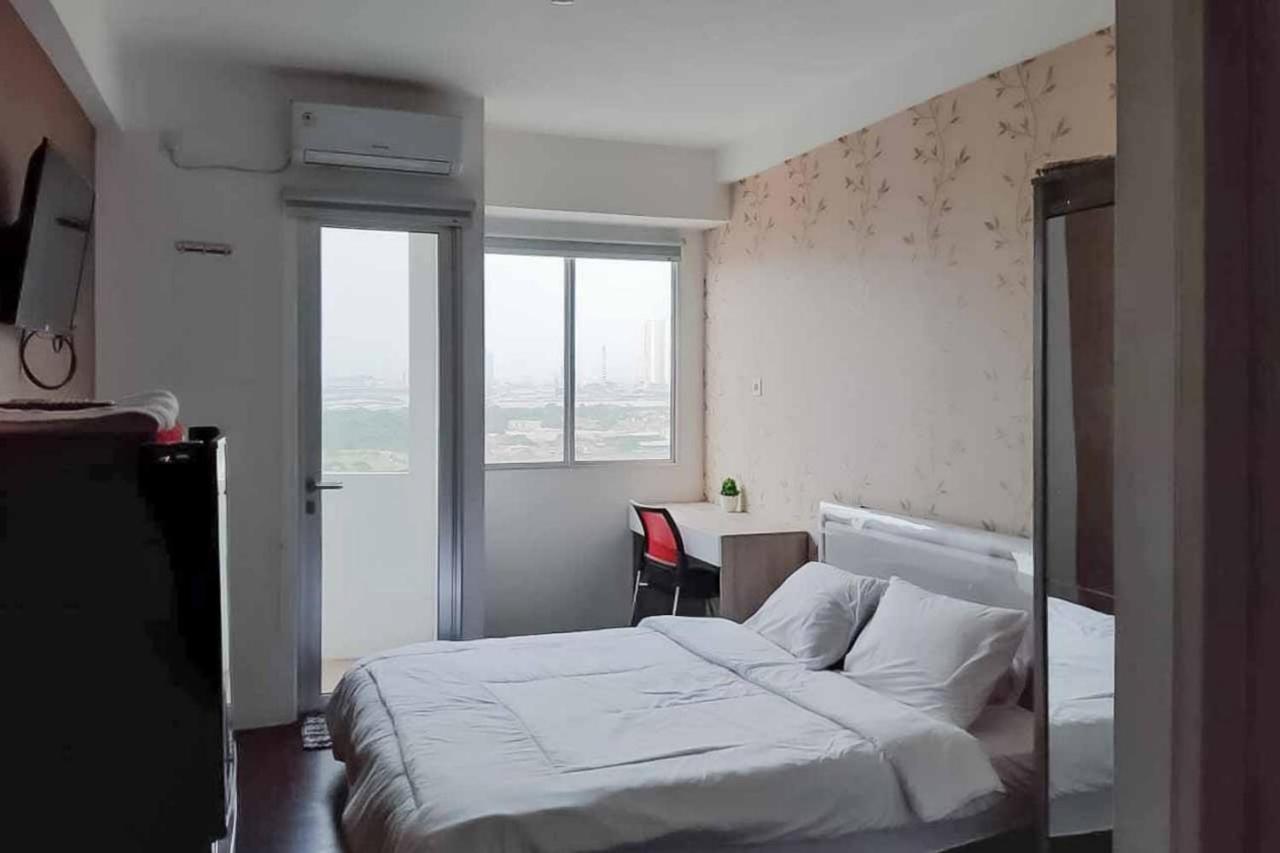 Apartment Riverview Residence Jababeka Redpartner チカラン エクステリア 写真