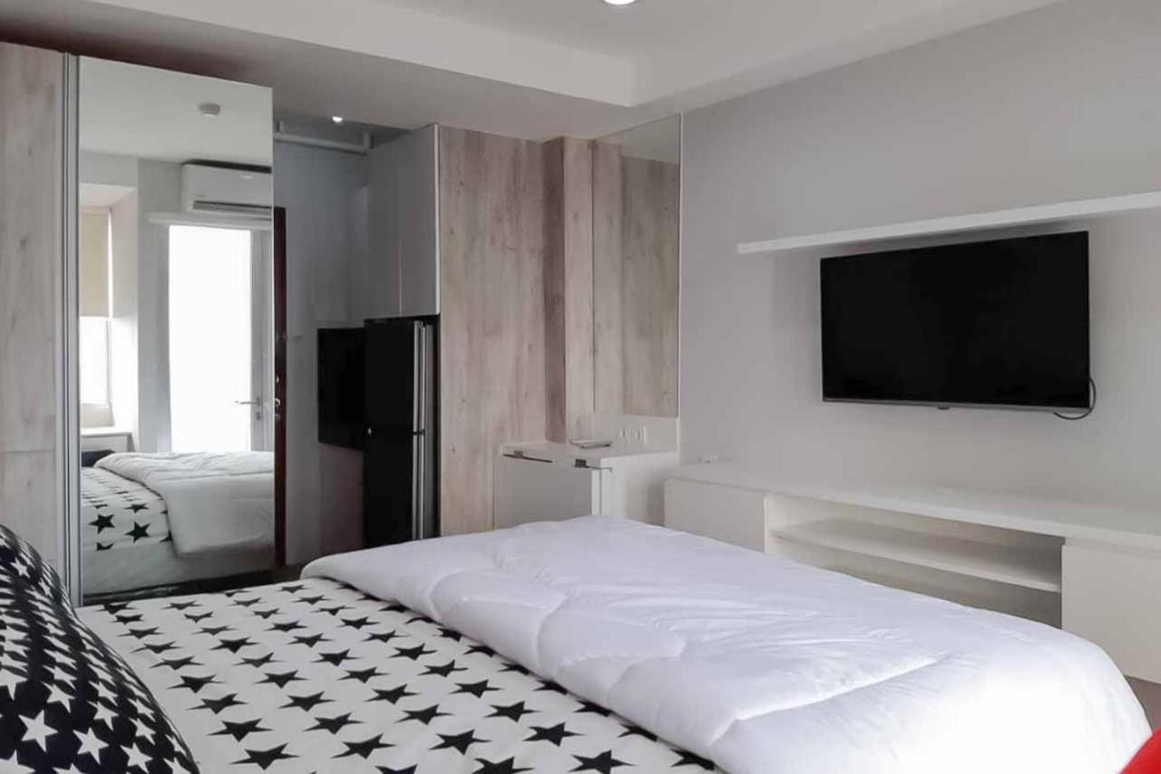 Apartment Riverview Residence Jababeka Redpartner チカラン エクステリア 写真
